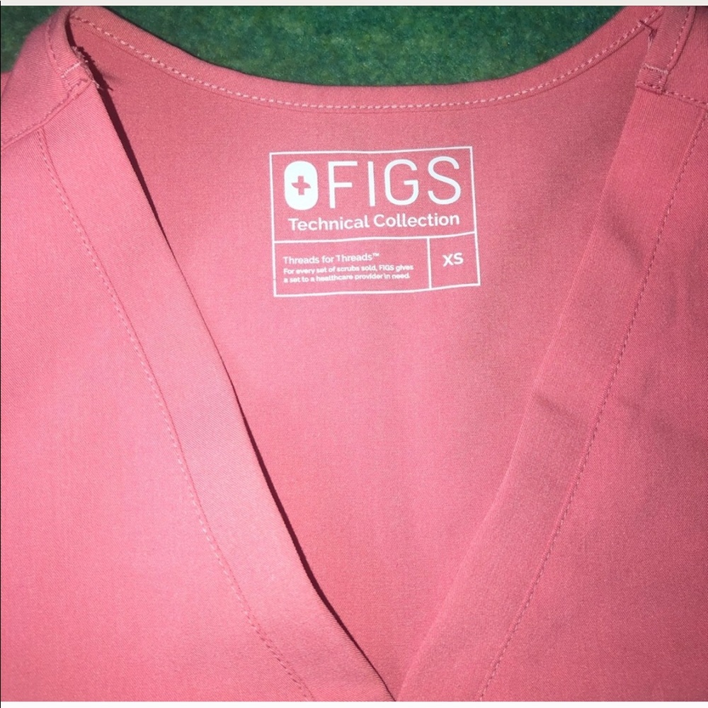 Figs scrub set